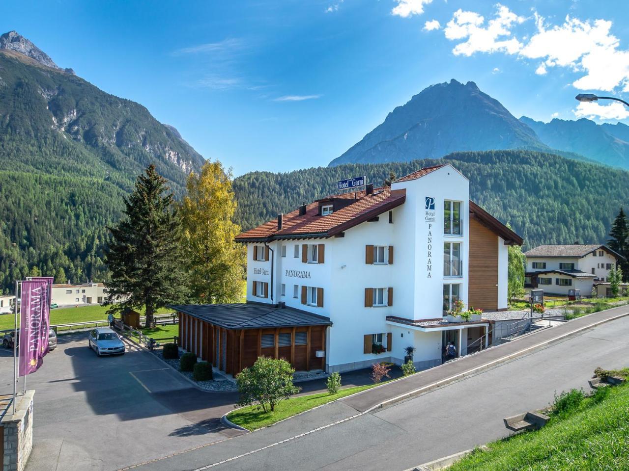 Hotel Garni Panorama Scuol Exterior foto